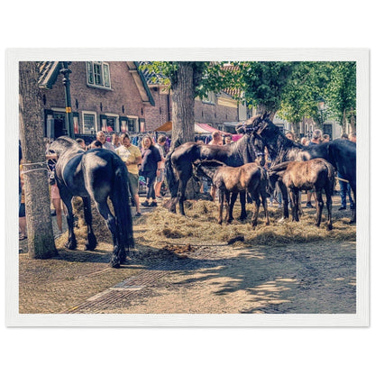 Premium matte papier poster in houten lijst Paardenmarkt - Webshop I Love Voorschoten